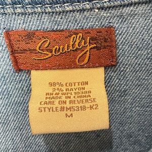 Super cute western jean jacket! Hardly worn. Great condition! :)